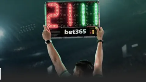 杰林威近三战表现亮眼：场均出场25.3分钟贡献15分9.7板5.7助，三分球命中率69.2%创佳绩