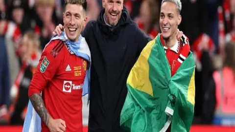 “阿尔特塔高光时刻：创意战术连发，赛场笑料连连”